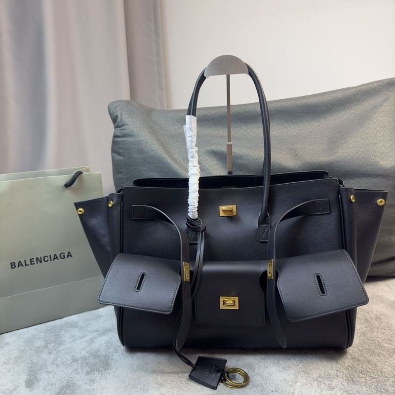 Ba*len*cia*ga shopping bags